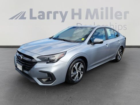 Used 2024 Subaru Legacy Premium image 1