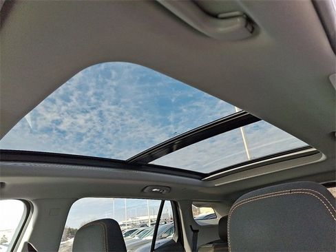 Used 2020 GMC Terrain SLE w/ Driver Convenience Package image 14