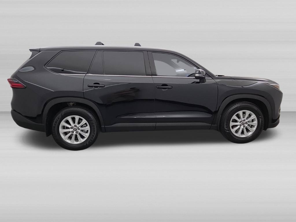 Used 2026 Toyota Grand Highlander AWD Hybrid image 3