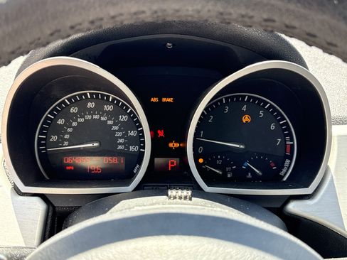 Used 2008 BMW Z4 3.0i w/ Premium Pkg image 11