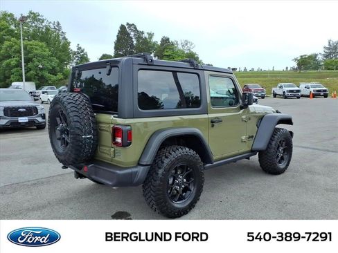 Used 2026 Jeep Wrangler Sport AWD/4WD image 5