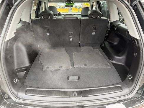 Certified 2023 Jeep Grand Cherokee Limited image 18