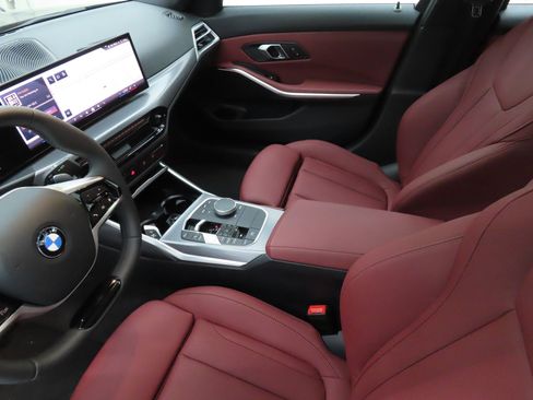 Used 2025 BMW 330i xDrive 330i xDrive image 21