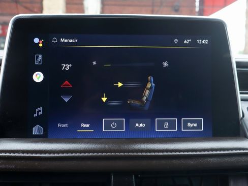 Used 2022 Chevrolet Suburban Z71 w/ Luxury Package image 31