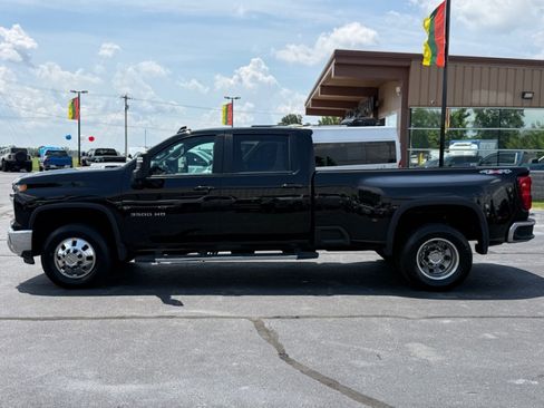 Used 2025 Chevrolet Silverado 3500 LT w/ Safety Package AWD/4WD image 5