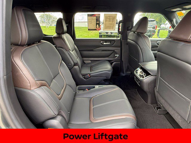 Certified 2026 Nissan Armada SL w/ Captain's Chari Seat Package AWD/4WD image 18
