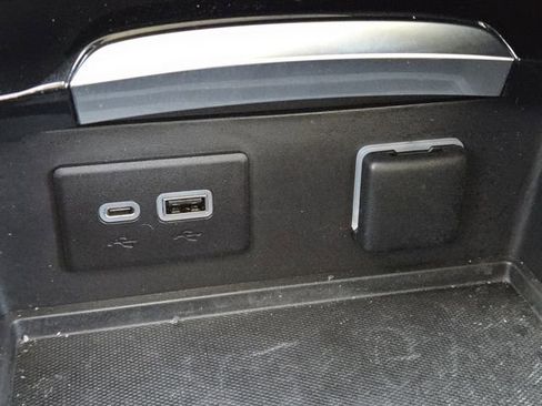 Used 2021 Buick Envision Essence image 7