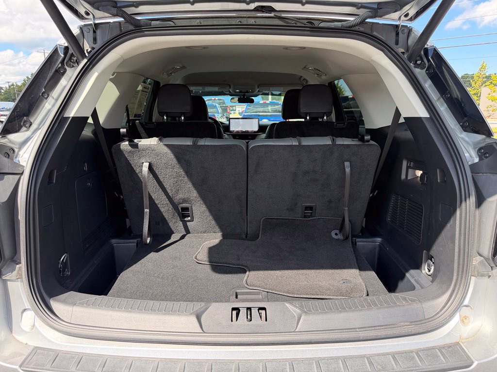 Certified 2025 Ford Explorer Active w/ Active Comfort Package RWD image 29