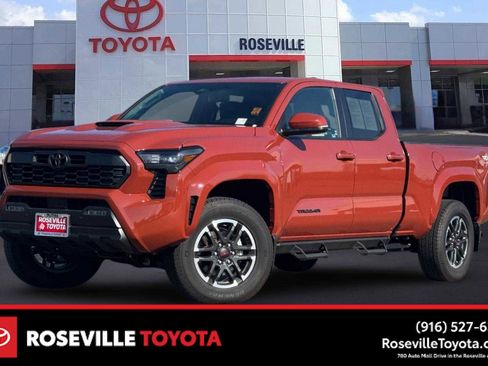 Certified 2025 Toyota Tacoma TRD Sport w/ TRD Sport Upgrade Package image 1