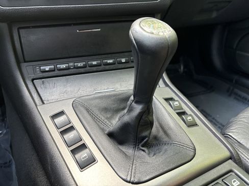 Used 2002 BMW M3 Convertible image 9