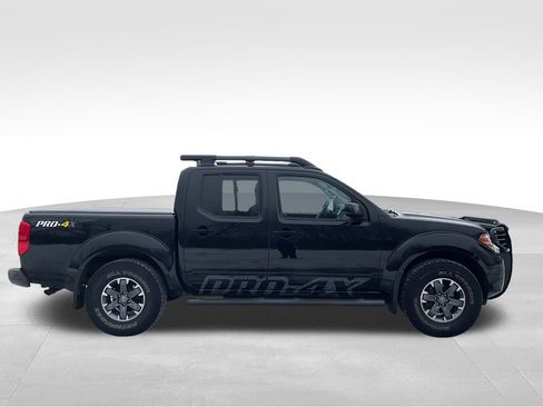 Used 2017 Nissan Frontier PRO-4X w/ Pro-4x Luxury Package image 29