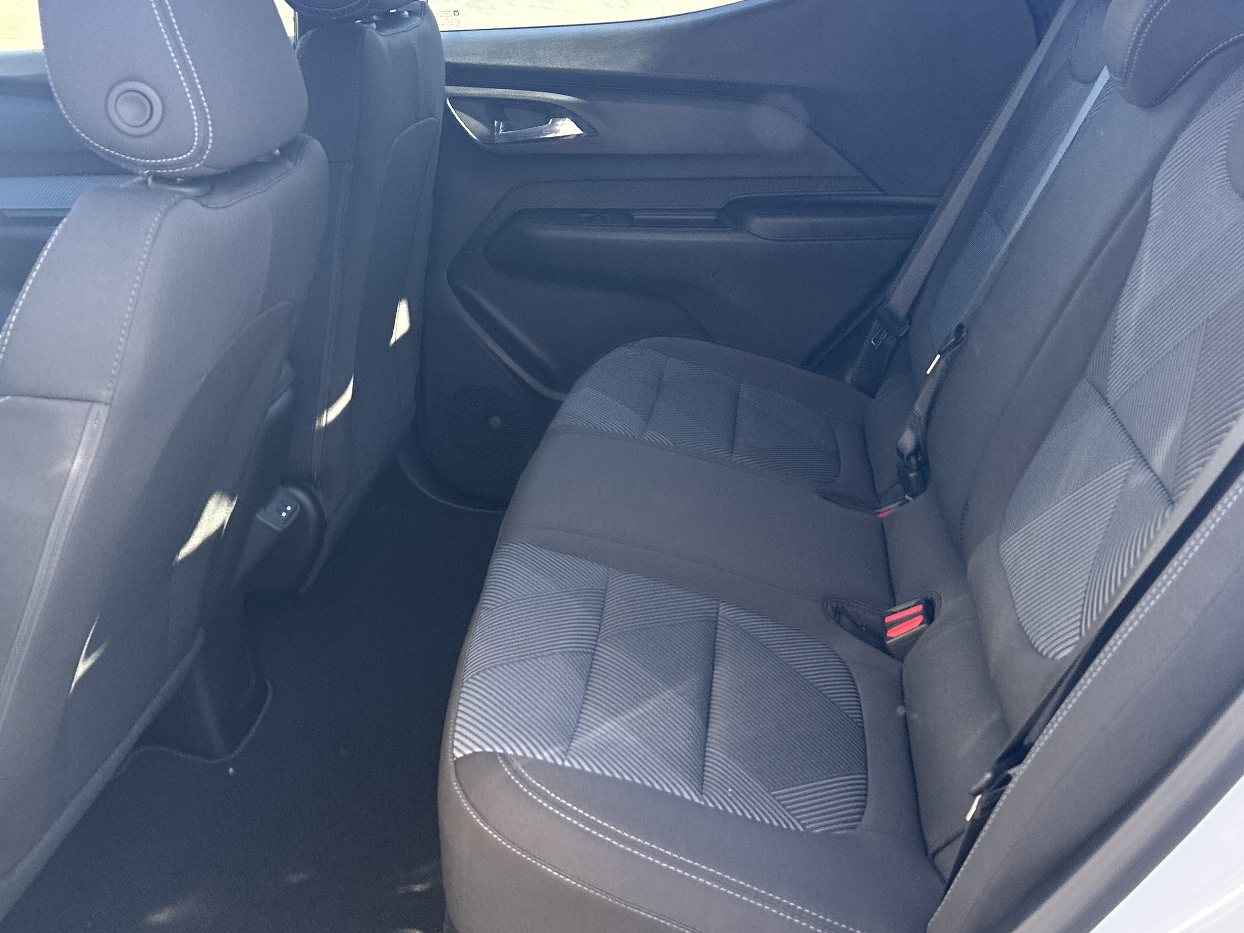 New 2027 Chevrolet Bolt LT w/ Comfort Package FWD image 20