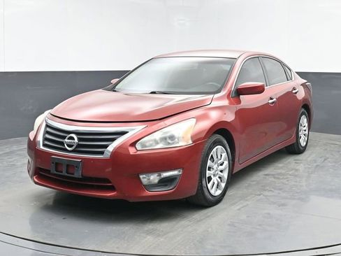 Used 2014 Nissan Altima 2.5 S image 5