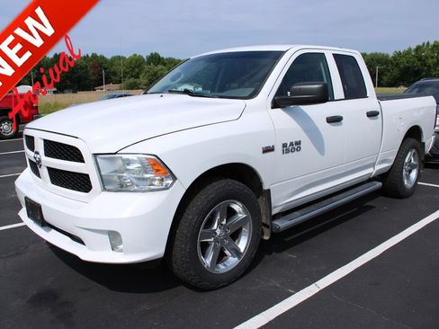 Used 2017 RAM 1500 Express AWD/4WD image 1