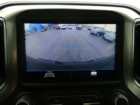 Used 2021 Chevrolet Silverado 2500 LT w/ Convenience Package image 29