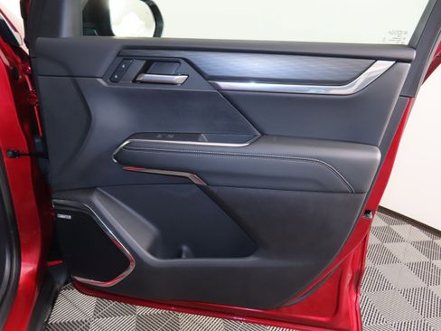 Used 2024 GMC Acadia Elevation w/ Luxury Package image 47