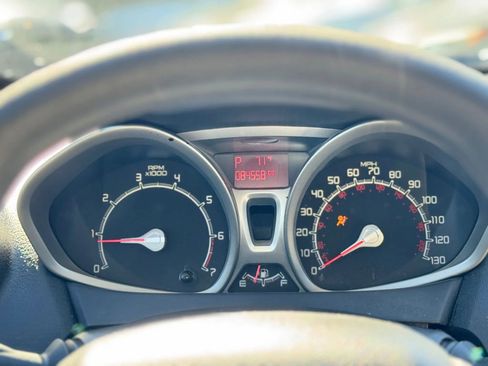 Used 2012 Ford Fiesta SE image 22