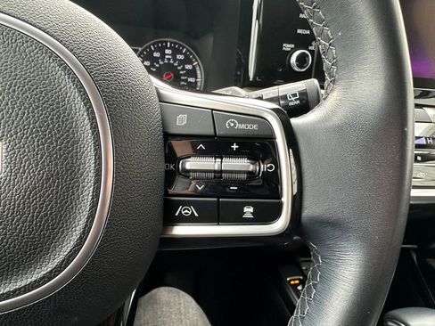 Certified 2023 Kia Sorento X-Line EX image 12