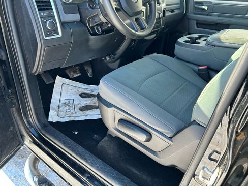 Used 2014 RAM 1500 Classic SLT image 10