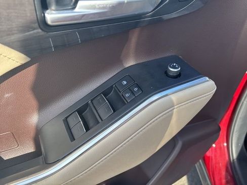 Used 2020 Toyota Highlander Limited image 47