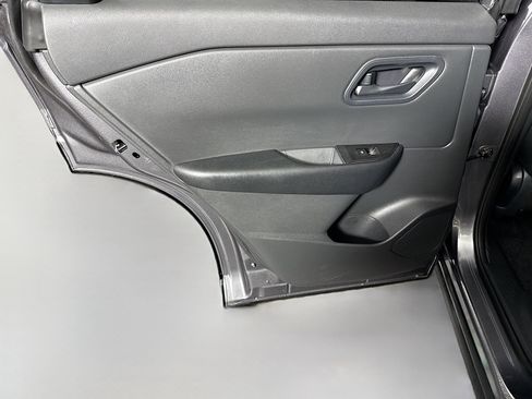 Used 2026 Nissan Rogue S FWD image 26