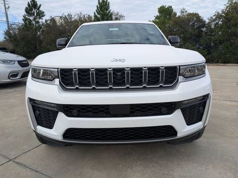 New 2026 Jeep Grand Cherokee Limited image 9