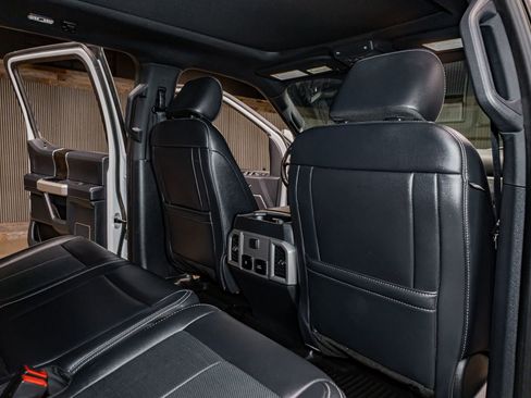 Used 2022 Ford F250 Lariat w/ FX4 Off-Road Package image 24