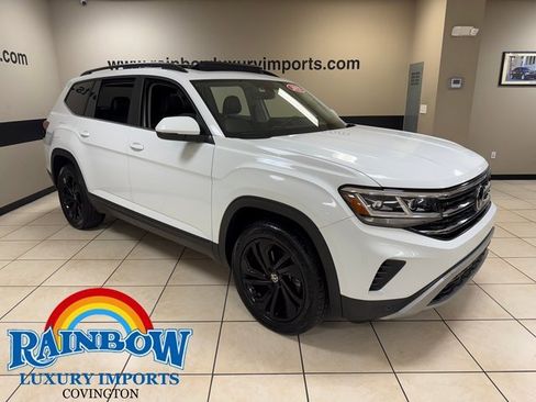 Used 2022 Volkswagen Atlas SE image 1
