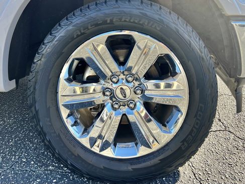 Used 2018 Ford F150 Lariat w/ Equipment Group 502A Luxury image 37