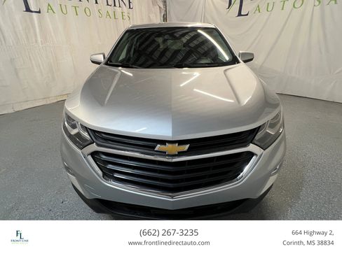 Used 2019 Chevrolet Equinox LT image 2