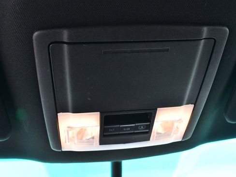 Used 2017 Ford Explorer XLT w/ Equipment Group 202A image 35