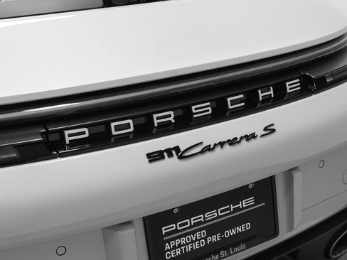 Certified 2025 Porsche 911 Carrera S RWD image 30