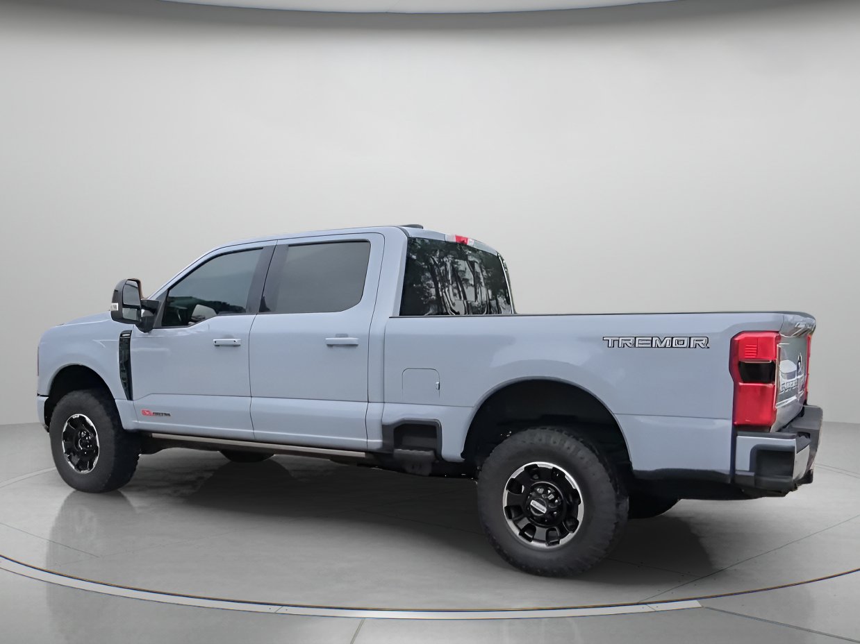 Used 2025 Ford F250 Lariat w/ Lariat Ultimate Package AWD/4WD image 16