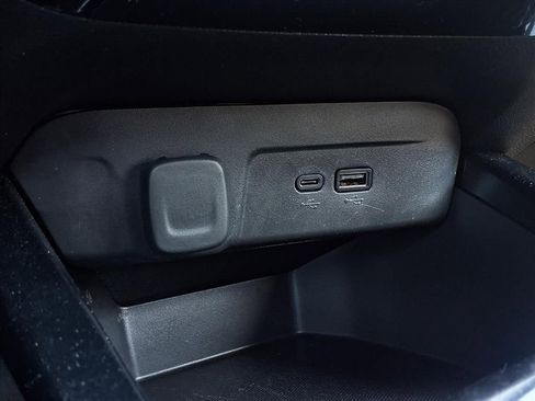 Used 2024 Chevrolet Trax RS w/ Driver Confidence Package image 26