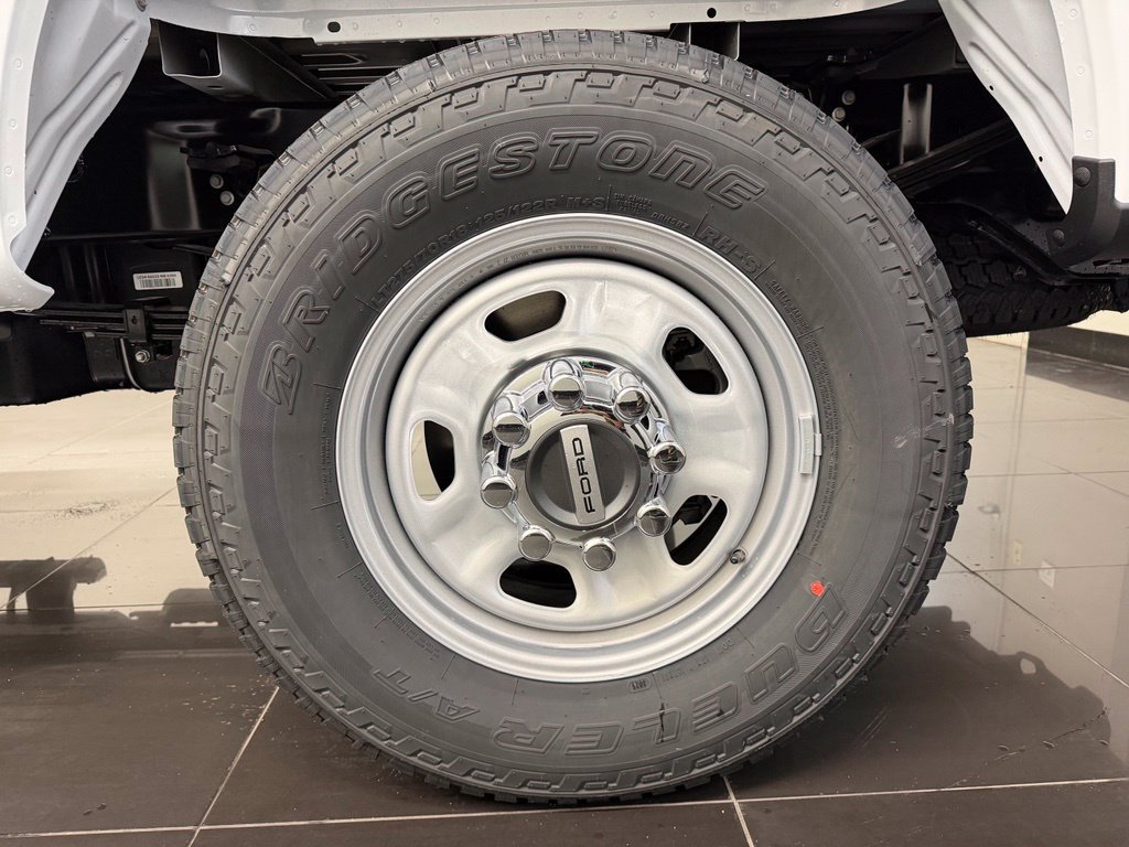 New 2027 Ford F350 XL w/ XL Chrome Package AWD/4WD image 7