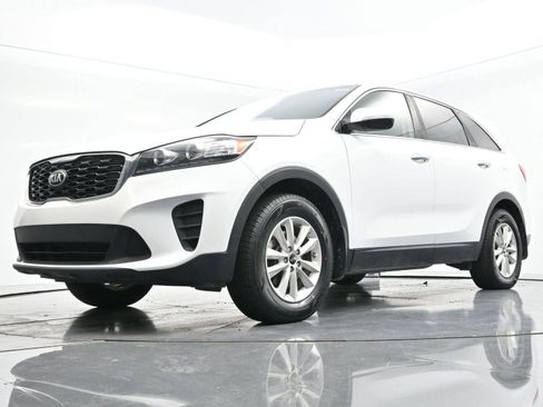 Used 2019 Kia Sorento L image 42
