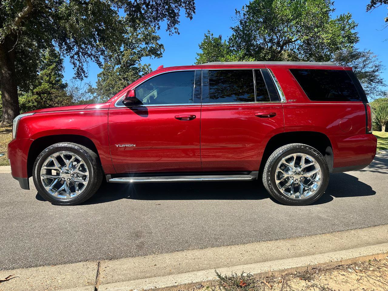Used 2019 GMC Yukon SLT w/ Open Road Package RWD image 8