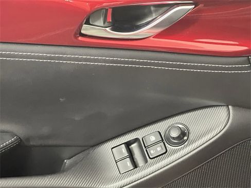 Used 2020 MAZDA MX-5 Miata RF Club image 14