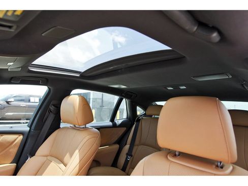 Used 2022 Lexus LS 500 RWD image 27