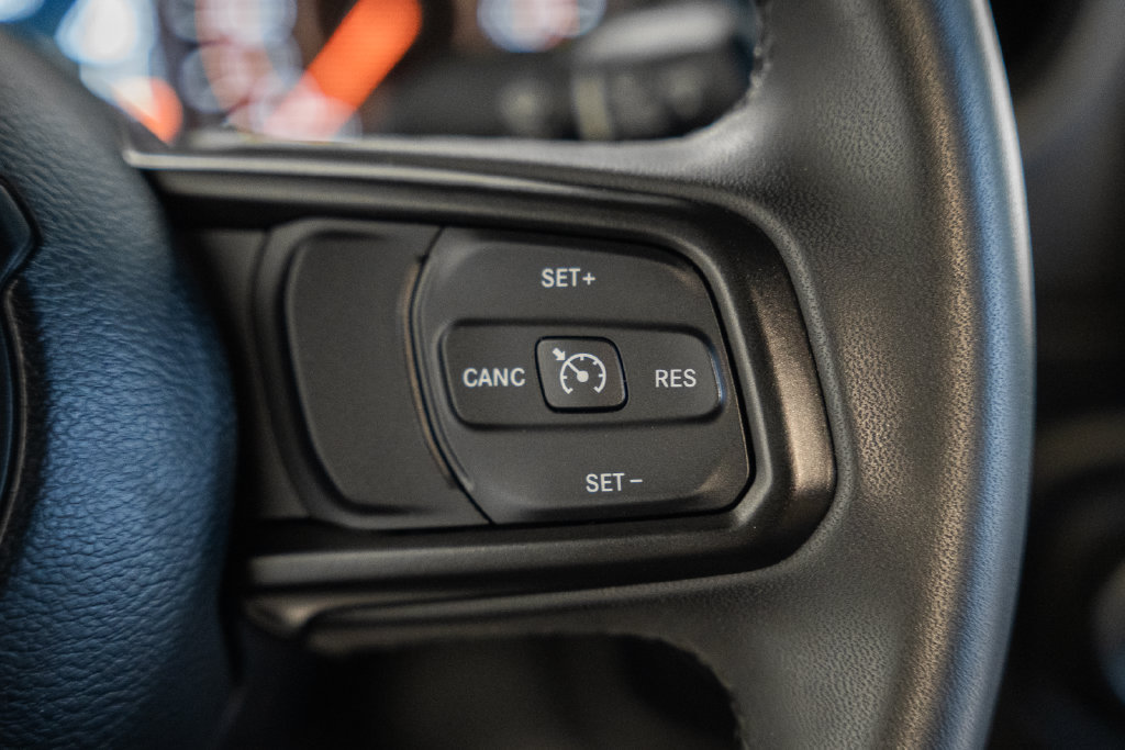 Certified 2023 Jeep Wrangler Sport AWD/4WD image 23
