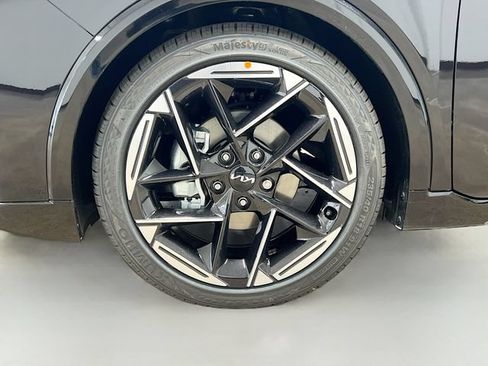 New 2026 Kia K4 EX w/ GT-Line Premium Package FWD image 32