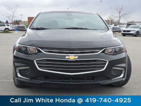 Used 2016 Chevrolet Malibu LT image 12