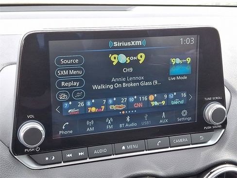 Used 2024 Nissan Sentra SV image 3