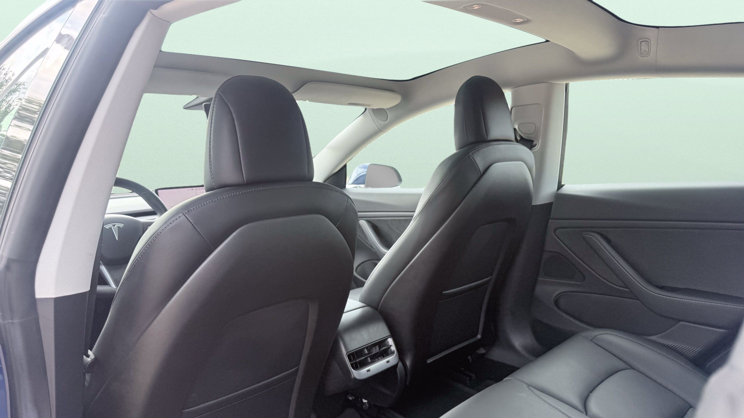 Used 2019 Tesla Model 3 Standard Range RWD image 29