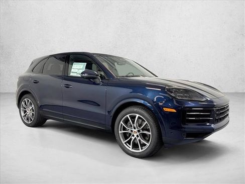 Used 2026 Porsche Cayenne AWD/4WD image 7