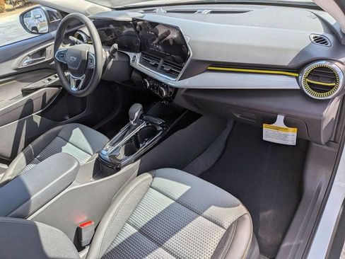 New 2026 Chevrolet Trax LT image 35