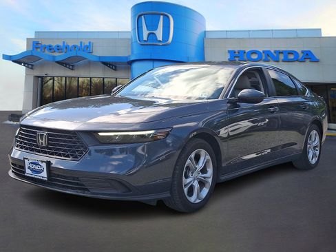 Certified 2024 Honda Accord LX image 3