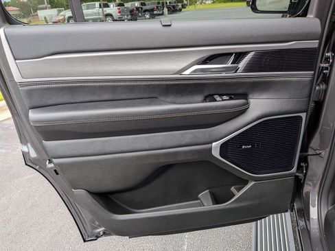 New 2026 Jeep Grand Wagoneer Limited AWD/4WD image 20