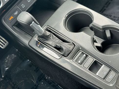 Used 2025 Honda Civic Sport image 22