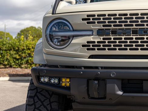 New 2025 Ford Bronco Badlands image 11